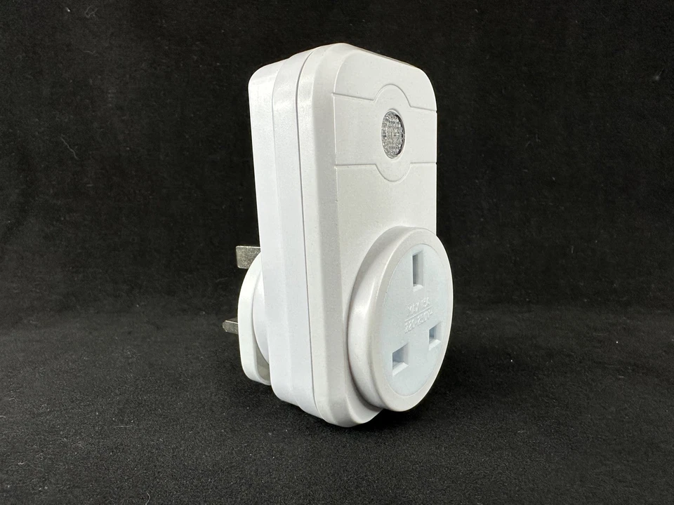 WiFi Smart Plug Alexa Google Home Remote Control Plug Socket with Timer - Image 2 of 4