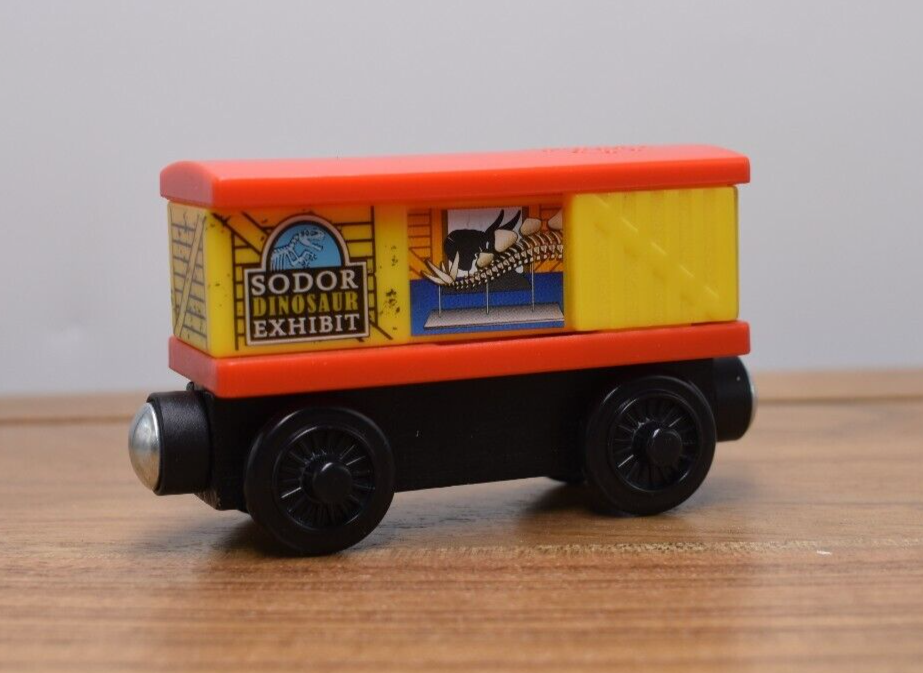 Roaring Dino Car Sliding Door BGD22 Thomas & Friends Wooden Railway Train 2012