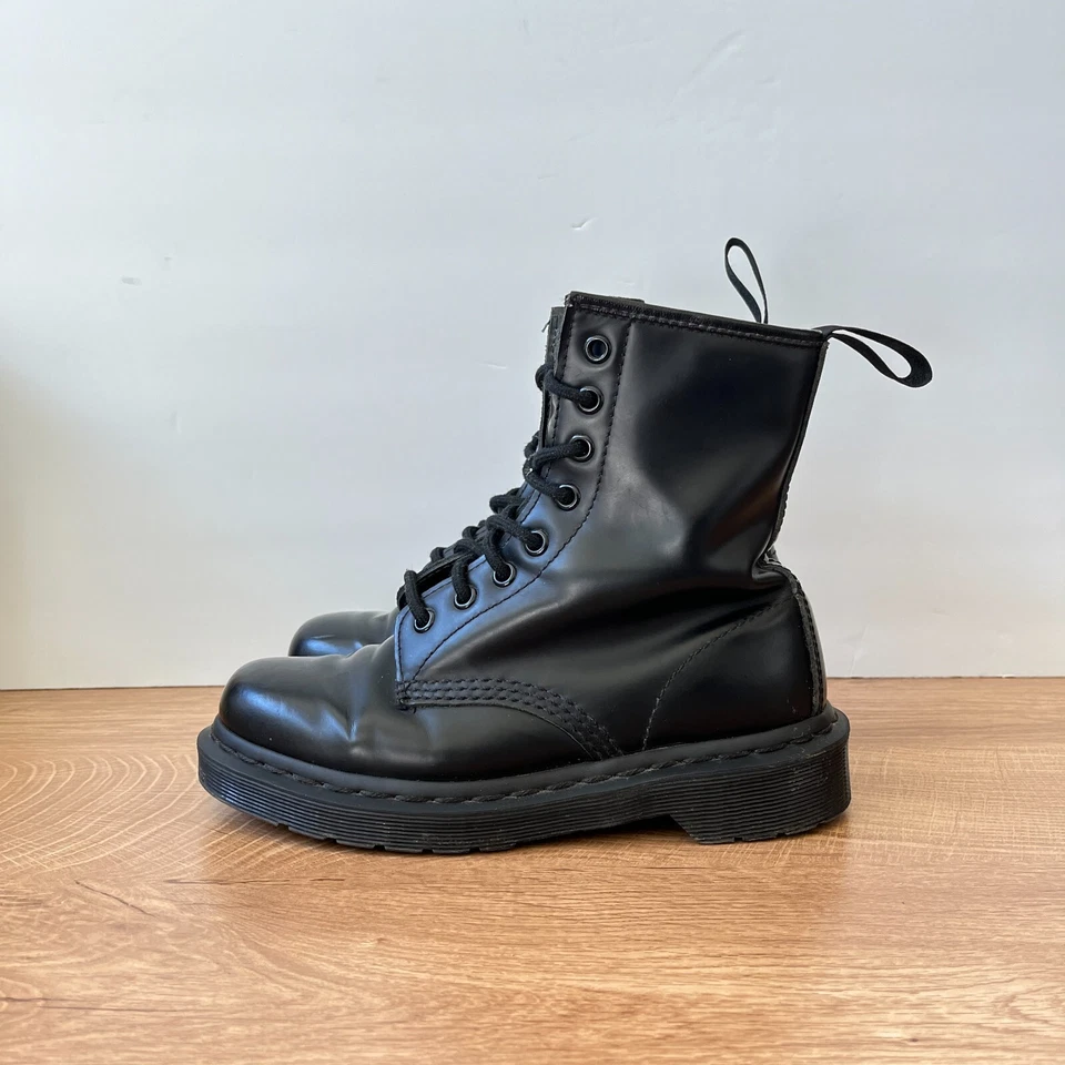 Botas Dr. Martens 1460 Mono Cuero Negro Liso Con Cordones Juveniles Talla 4 M Foto 2 de 4