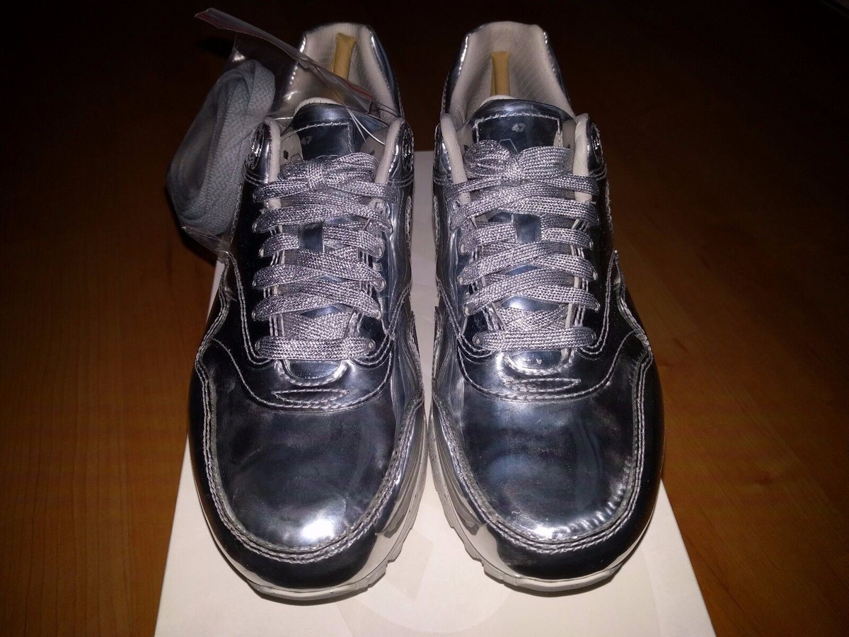nike air max 90 liquid metal sneakers in silver