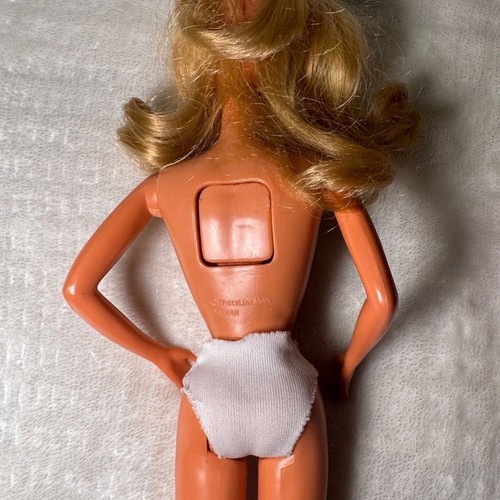 Vintage Kissing Barbie Doll with Original Dress and underwear. 1966 - Picture 9 of 16