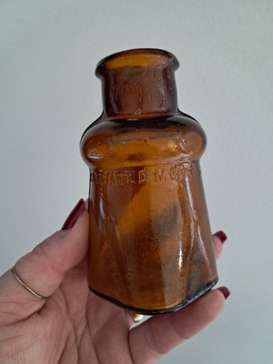 Late 1800s Crude Mold Blown Shoe Polish MCH 6 1883'' ''S.M. Bixby & Co''