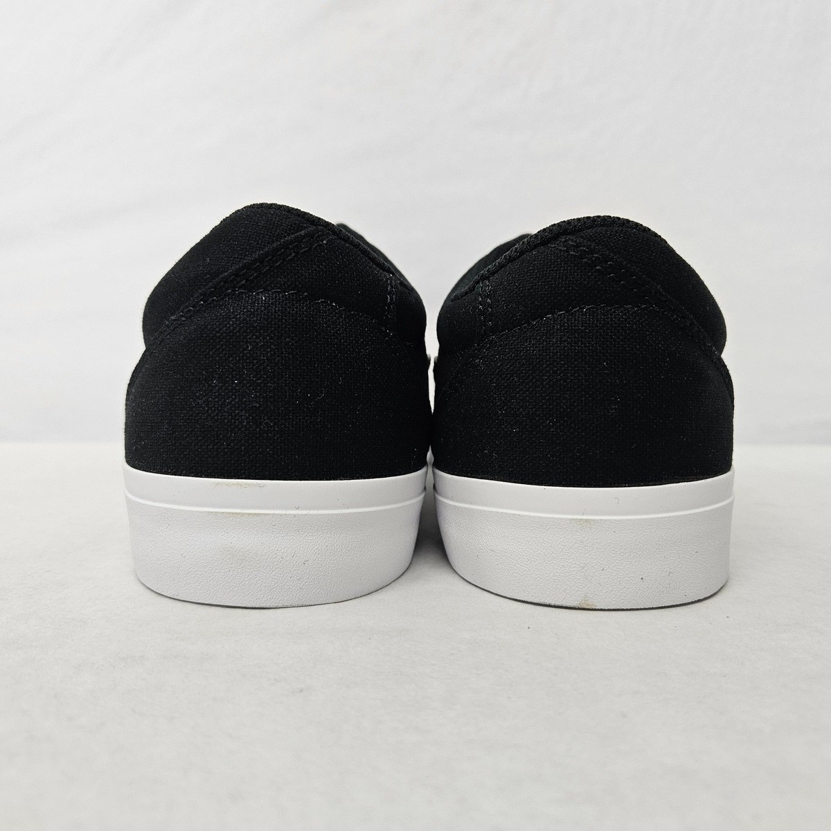Nike SB Charge Canvas Skateboarding Shoes CD6279-002 Black  display picture 2