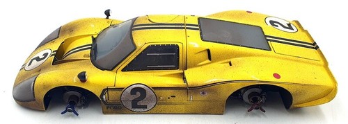 GMP 1/12 Scale Diecast 12074 - Ford GT 40 Mark IV 1967 - Yellow #2 Race Version - Picture 3 of 8