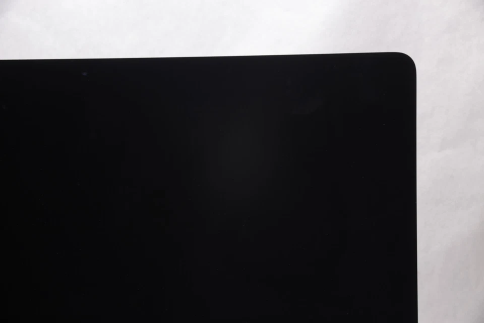 Apple iMac 21.5" 2015 Intel i5 5675 3.1GHz 8GB RAM 1TB HDD Iris Pro NICE 547 - Image 4 of 4