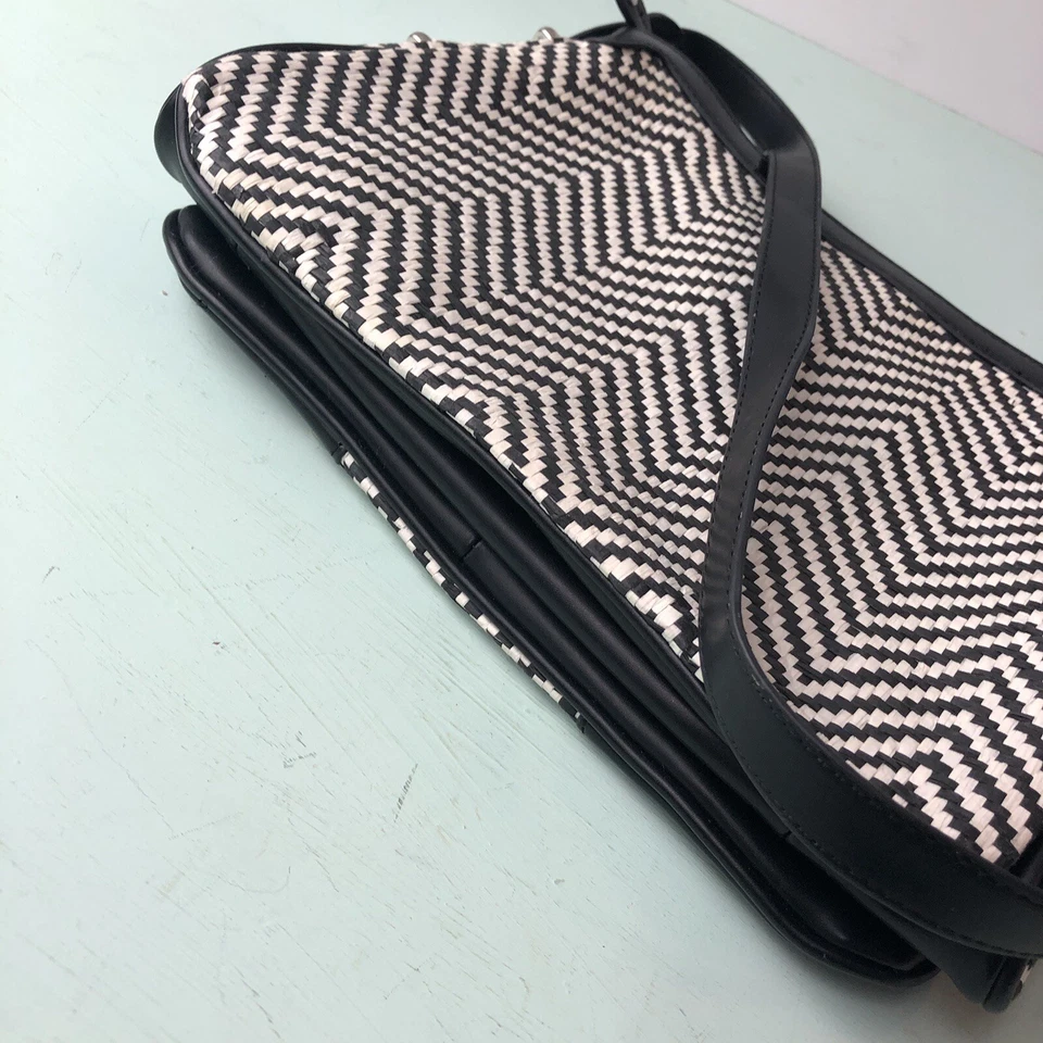 bolso london fog negro blanco Foto 3 de 4