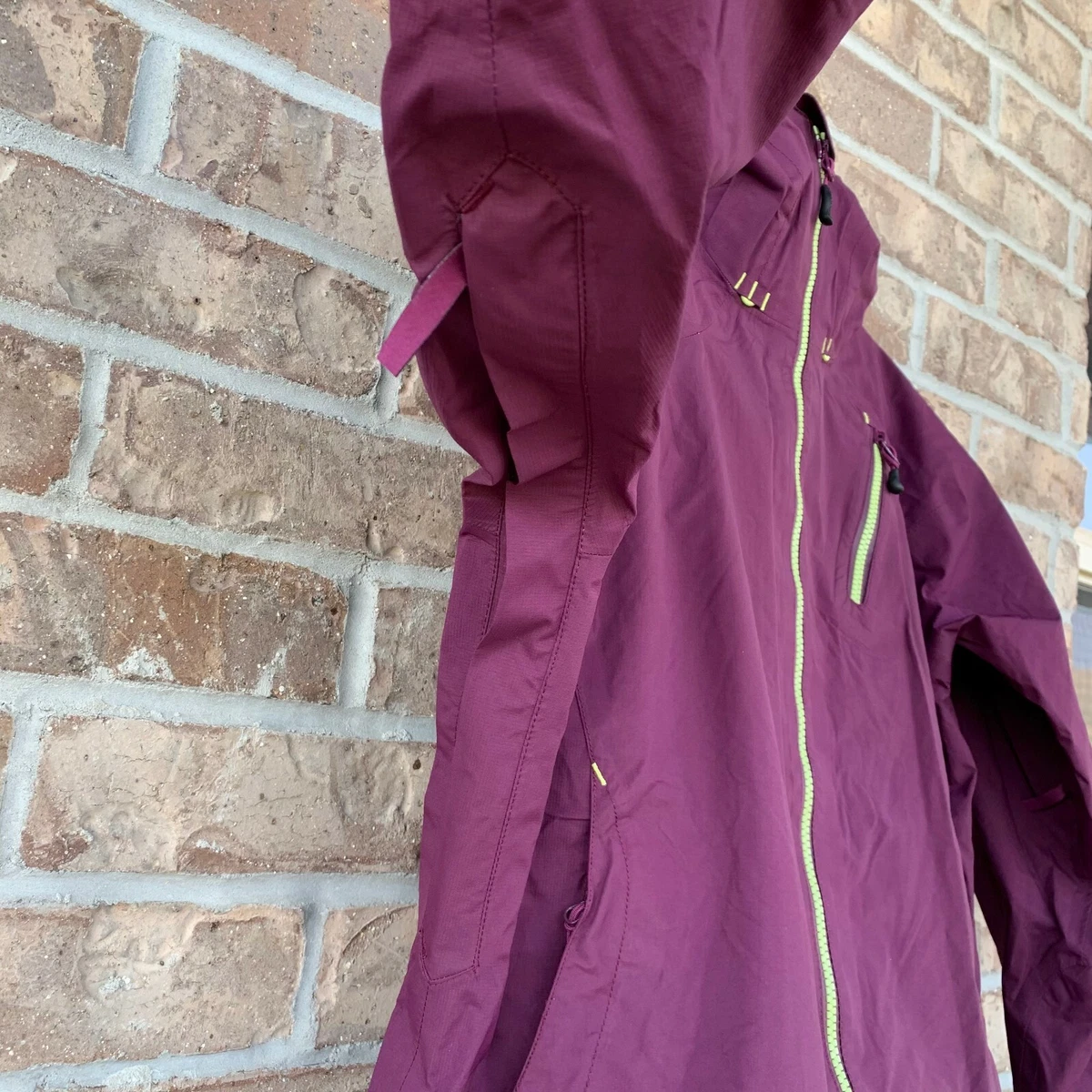 Berghaus womens deluge vented waterproof shell jacket dark purple 2025