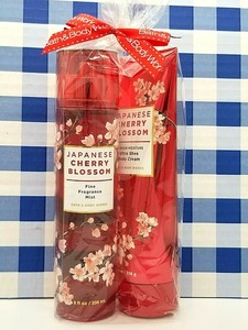 BATH AND BODY WORKS JAPANESE CHERRY BLOSSOM BODY MIST + BODY CREAM GIFT SET