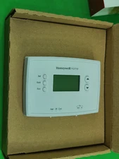 Honeywell Home RTH2410B Heat Cool Programable Thermostat