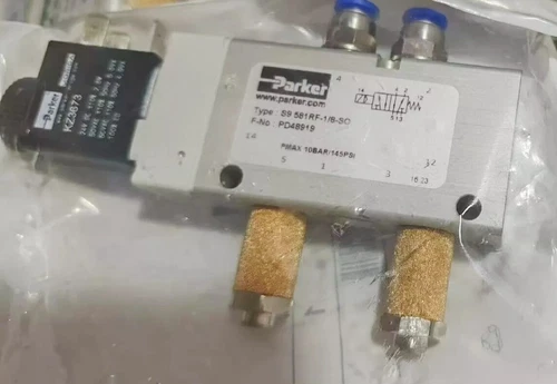 1PCS PARKER PD48919 S9 581RF-1/8-SO pneumatic valve NEW fedex
