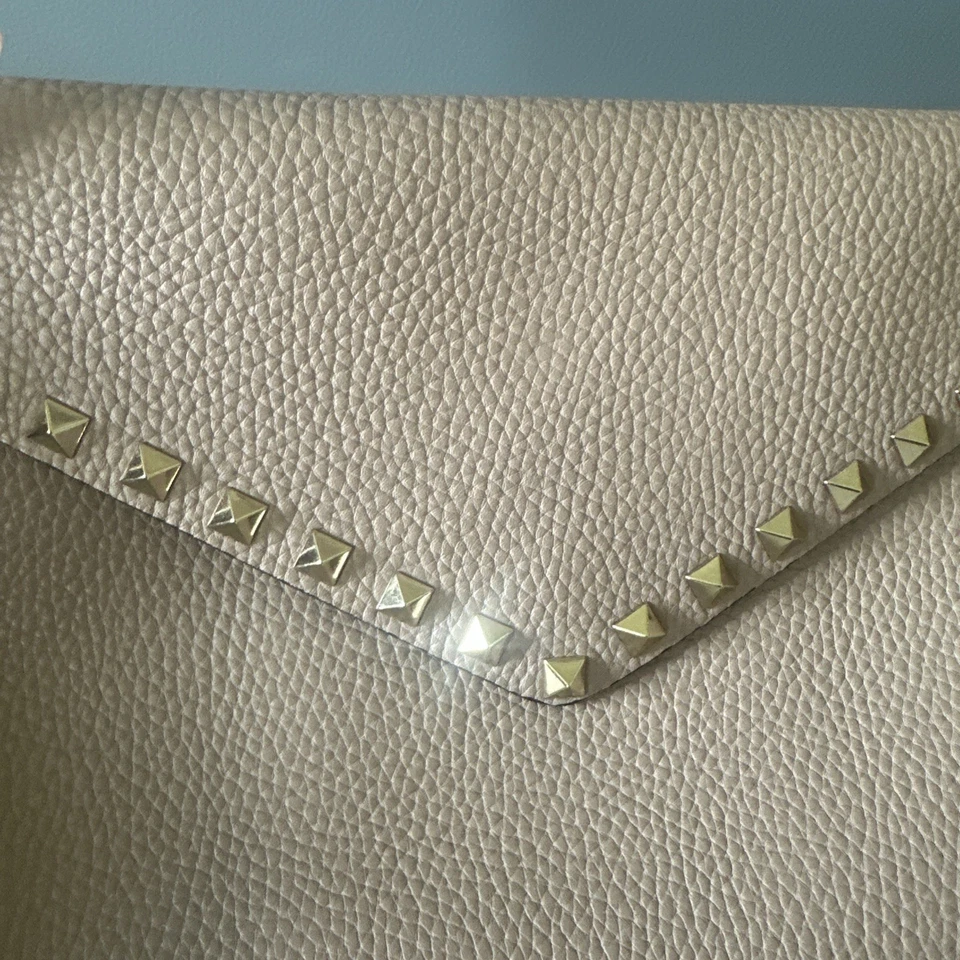 Valentino Rockstud Poudre Pouch with box and documentation, designer authentic - Image 4 of 4