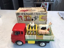 OLD OL MCDONALDS BATTERY OPERATED FARM TRUCK COMPLETE IN ORIGINAL BOX