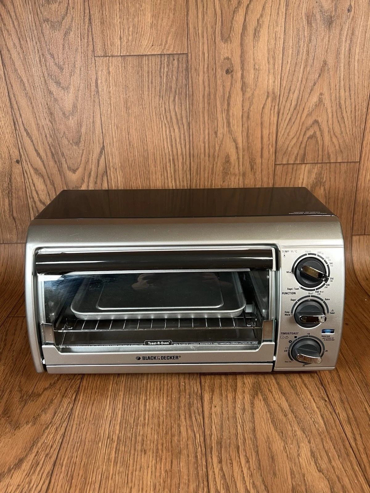 Black and Decker Toast-R-Oven Broiler TRO480BS. WORKS GREAT! CLEAN
Opens in a new window or tab