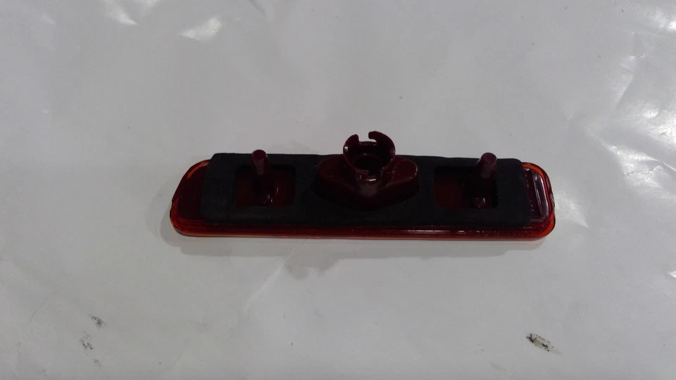 SE ADAPTA A 91-96 BUICK PARK AVE RH LÁMPARA MARCADORA TRASERA 5975494 - NUEVO OEM Foto 2 de 2