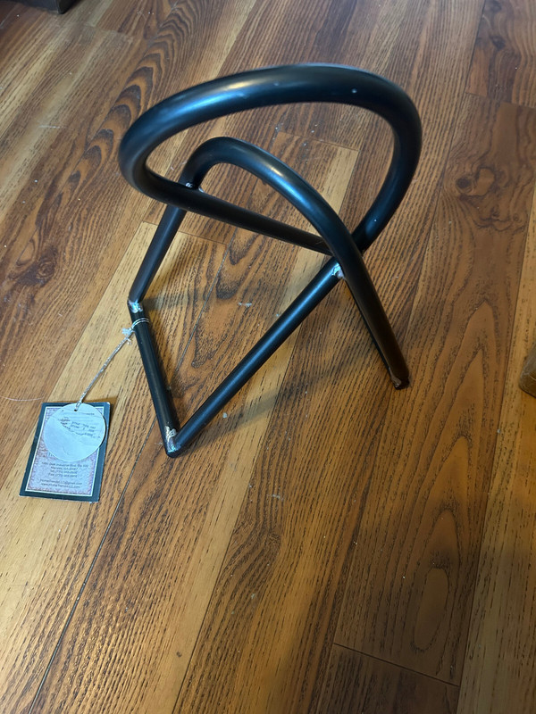 Hometrendz Abstract Modernist Iron Steel Table Sculpture