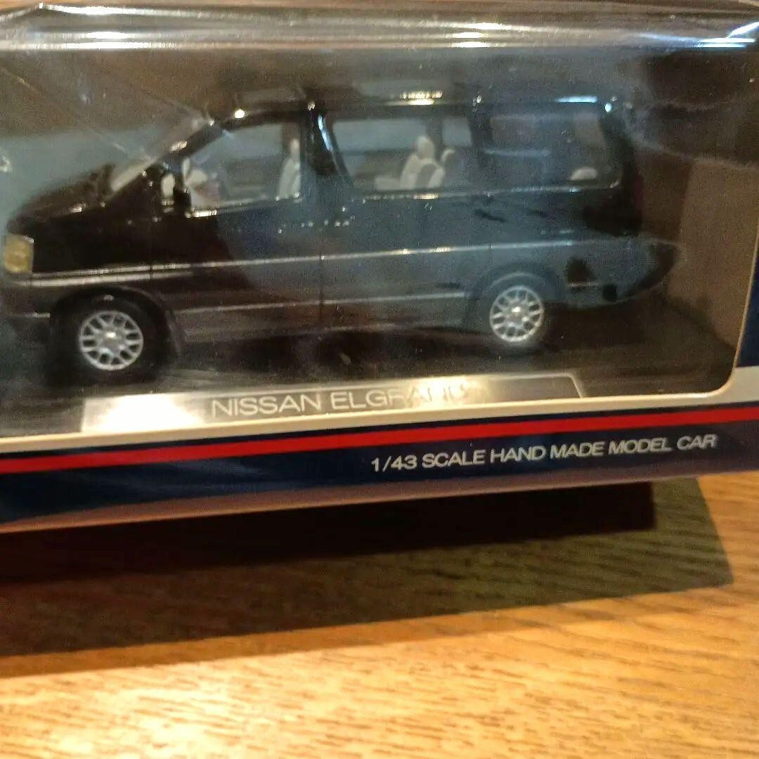 1/43 Hi-Story　ハイストーリー 日産　エルグランド　1998X s-l400.jpg