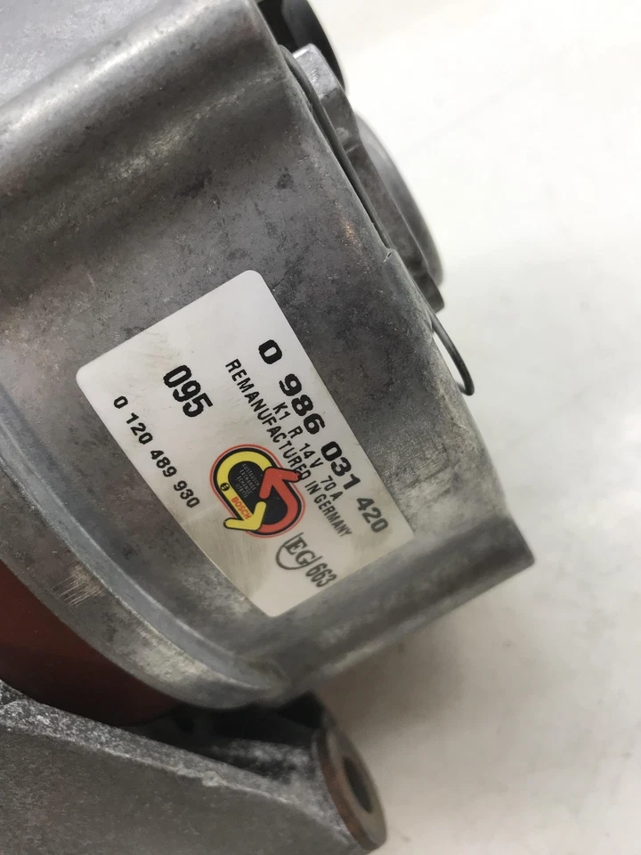 Lichtmaschine Generator Bosch 0986031420 0071545402 für Mercedes W124 - Image 2 of 4