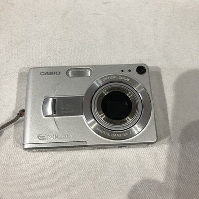 Casio EXILIM ZOOM EX-Z40 4.0MP Digital Camera - Silver (EXZ40S