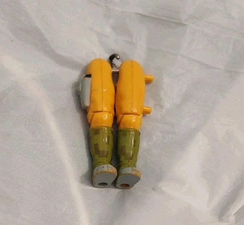 GI JOE CAPT. GRID-IRON LEFT RIGHT LEG BODY PART 1990 G.I. JOE Ty90 