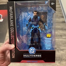 McFarlane DC Multiverse Dark Archer  Green Arrow  Collector Ed  40 7in Figure