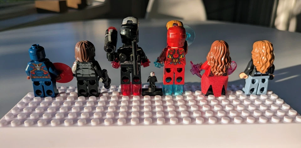 LEGO Marvel Minifigure Lot - Airport Battle (76051) *Iron Man* *War Machine* - Image 2 of 2