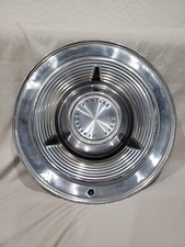 1962 - 1964 Pontiac Bonneville Y8 Hubcap Rim Wheel Cover Hub Cap 14 Oem Used