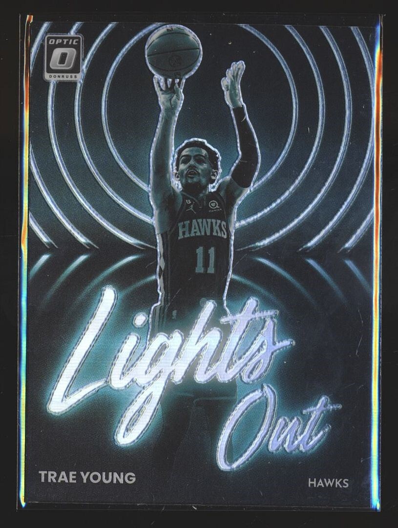 2022-23 OPTIC HOLO SILVER LIGHTS OUT TRAE YOUNG HAWKS