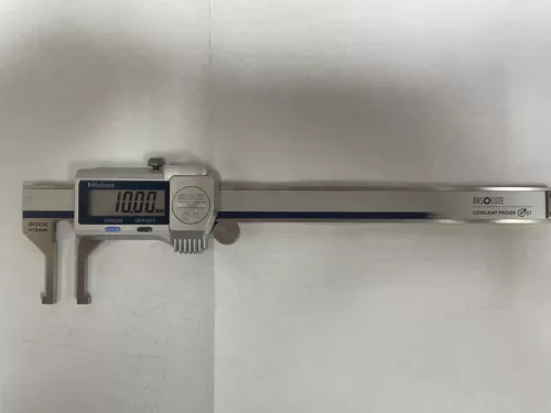 mitutoyo digital caliper 573-645-20