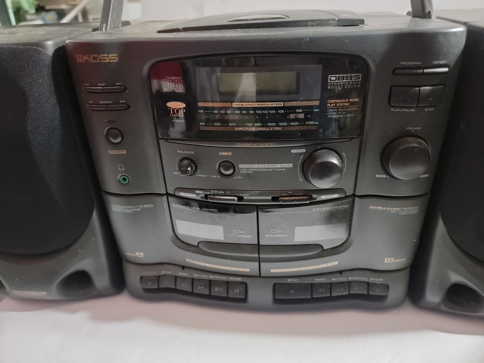 Koss stereo BoomBox HG910  Tested radio works CD player does not