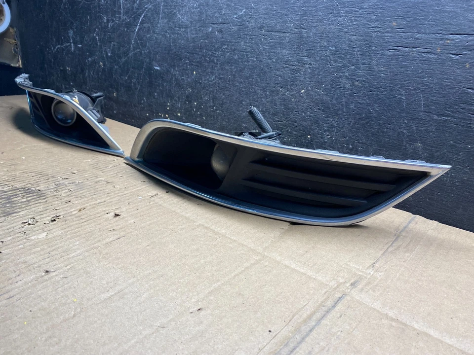 Juego de bisel antiniebla delantero izquierdo+derecho Lincoln MKT 2013 a 2016 OEM U8929 PS Foto 3 de 4