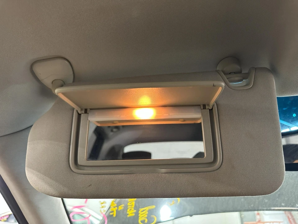 08 09 10 11 12 INFINITI EX35 Sun Visor Left - Imagem 2 de 2