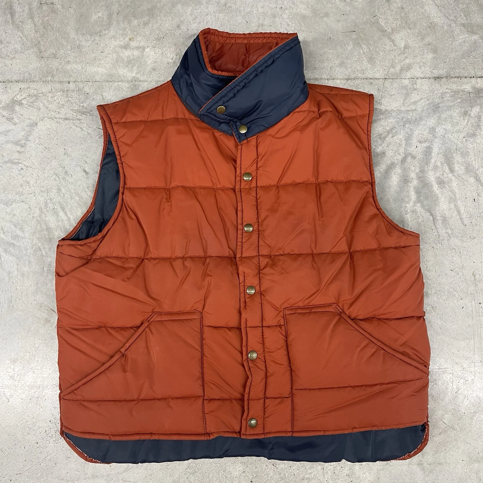 VTG JC Penney Puffer Vest Mens XL Blue Snap Button Filled Hiking Camp 80s 70s