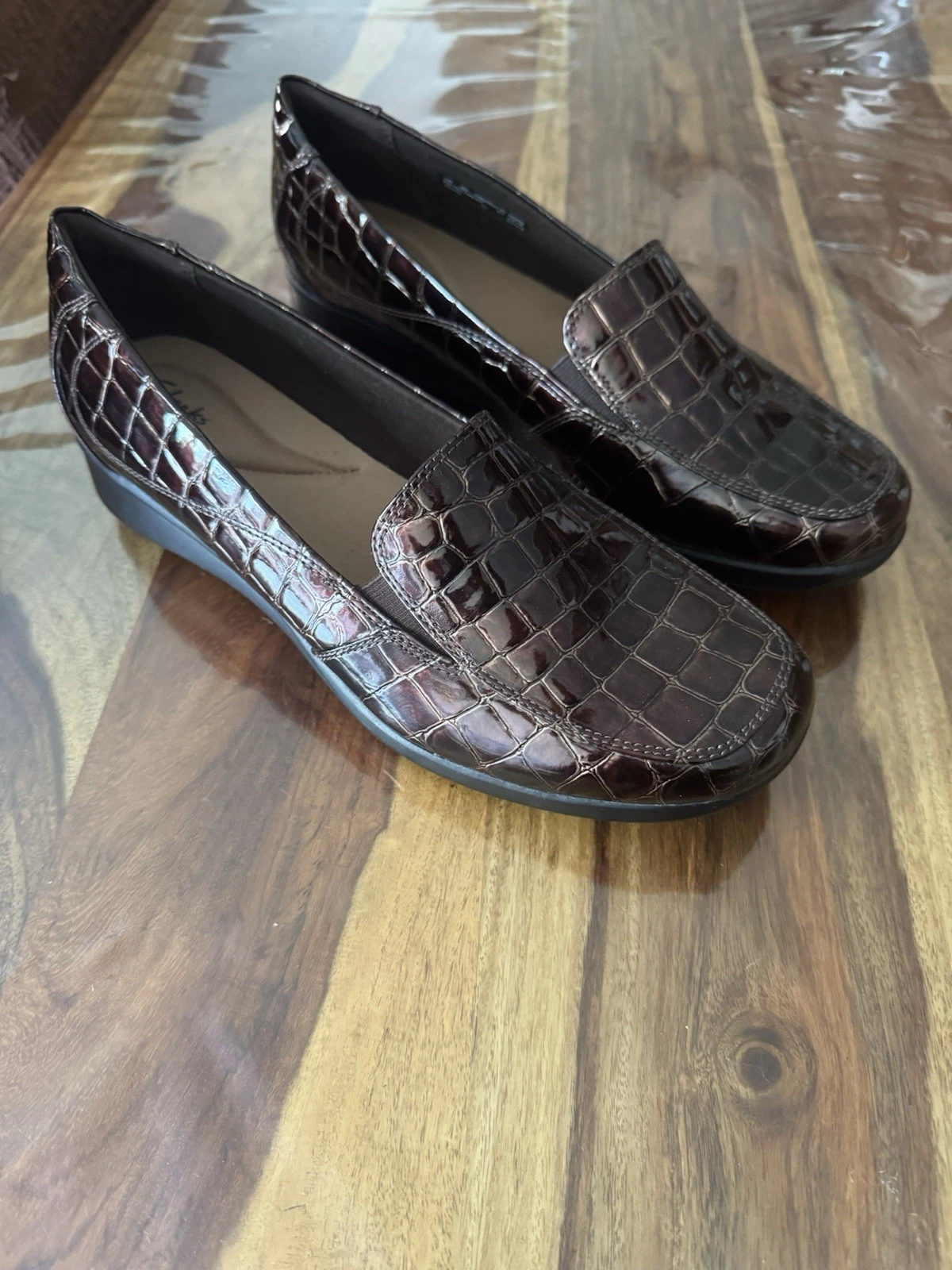 Scarpe mocassini donna Clarks collezione MARRONE VERNICE CROC taglia 9D