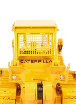 Caterpillar Cat D7G Dozer with A-Blade and Winch - CCM 1:48 Scale