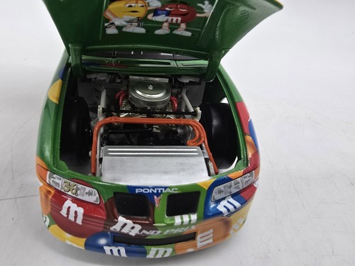 1:24 & 1:64 Scale REVELL 2000 #36 M&M'S MS GREEN KEN SCHRADER 1 of 504 Bank Set - Picture 16 of 18