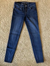 American Eagle Women’s Jegging Jeans Super Super Stretch 2 Long Pre-owned