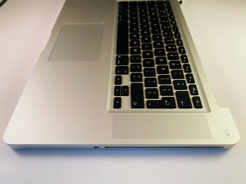 Apple 🍎 MacBook Pro 15" 2011/2012 COMPLETE TOPCASE ASSEMBLY -  🇬🇧 UK Version - Image 3 of 4