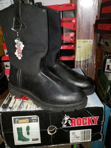 rocky boots wellington