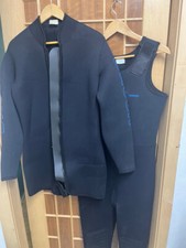 Dacor Wetsuit - Men's Medium Tall 2-pc, 7mm, front zip