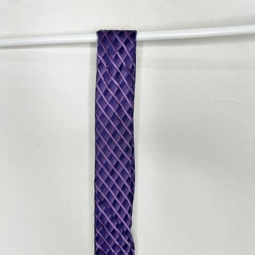 Kenneth Cole Reaction Men’s Neck Tie 3 ¼” Purple 100% Silk Geometric Pattern - Picture 8 of 12