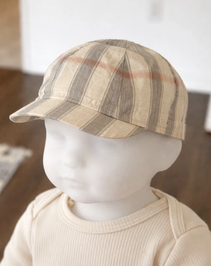 Burberry Baseball Hat Infant Baby Classic Pattern Size 48cm Newborn ADORABLE
Opens in a new window o