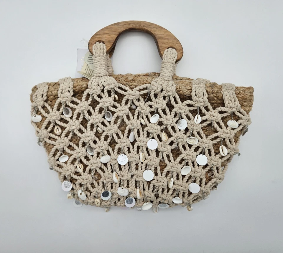 Bolso de mano hecho en la India Seashell, asas de madera, conchas genuinas, cuentas cosidas a mano Foto 2 de 4