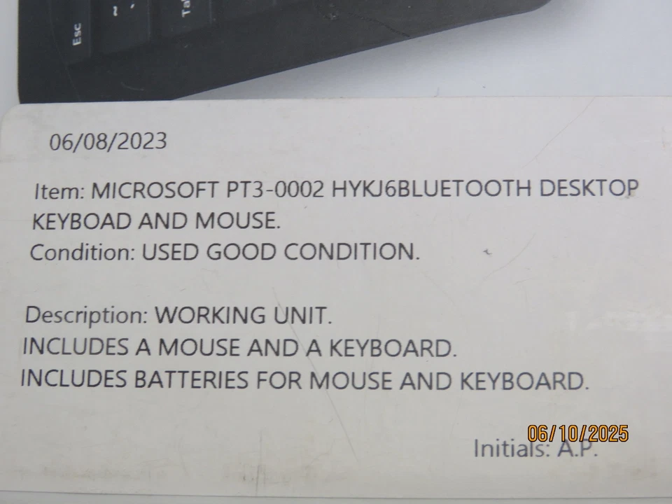 Microsoft Wireless Desktop  Keyboard and Mouse, Black - PP3-0002 - Image 2 of 4