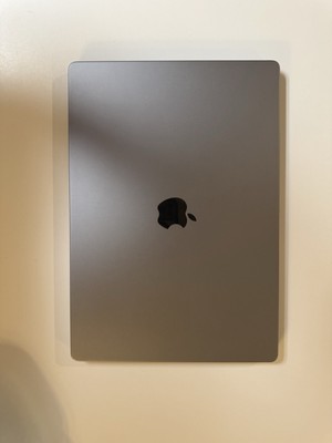 Apple MacBook Pro 16'' M1 Max 32GB RAM 1TB SSD 32-Core GPU Space Grey