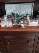 Lot of 5 The Cats Meow Vintage Shelf Sitter Buildings Virginia. Plus 1 Similar
