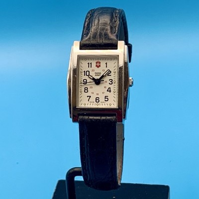 SWISS ARMY Women s Swiss Made Military Field Rare Tank Wristwatch Works New Batt