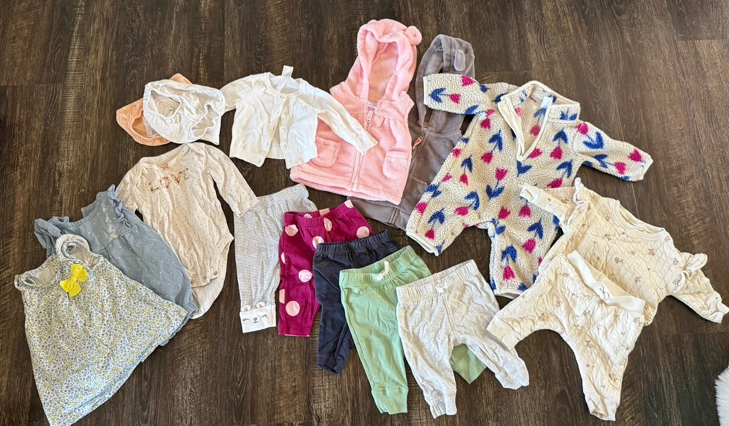 Baby Girl Clothes 3 Month lot of 16 all Carter's