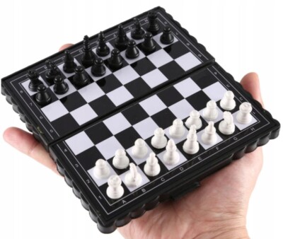 SCHACH SCHACHBRETT MINI TRAGBAR GESELLSCHAFTSSPIEL KLAPPBAR REISETISCH