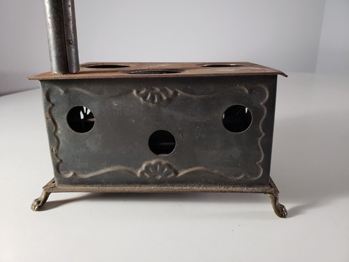 Antique tin toy stove with alcohol lamp for parts or restoration - Picture 6 of 9