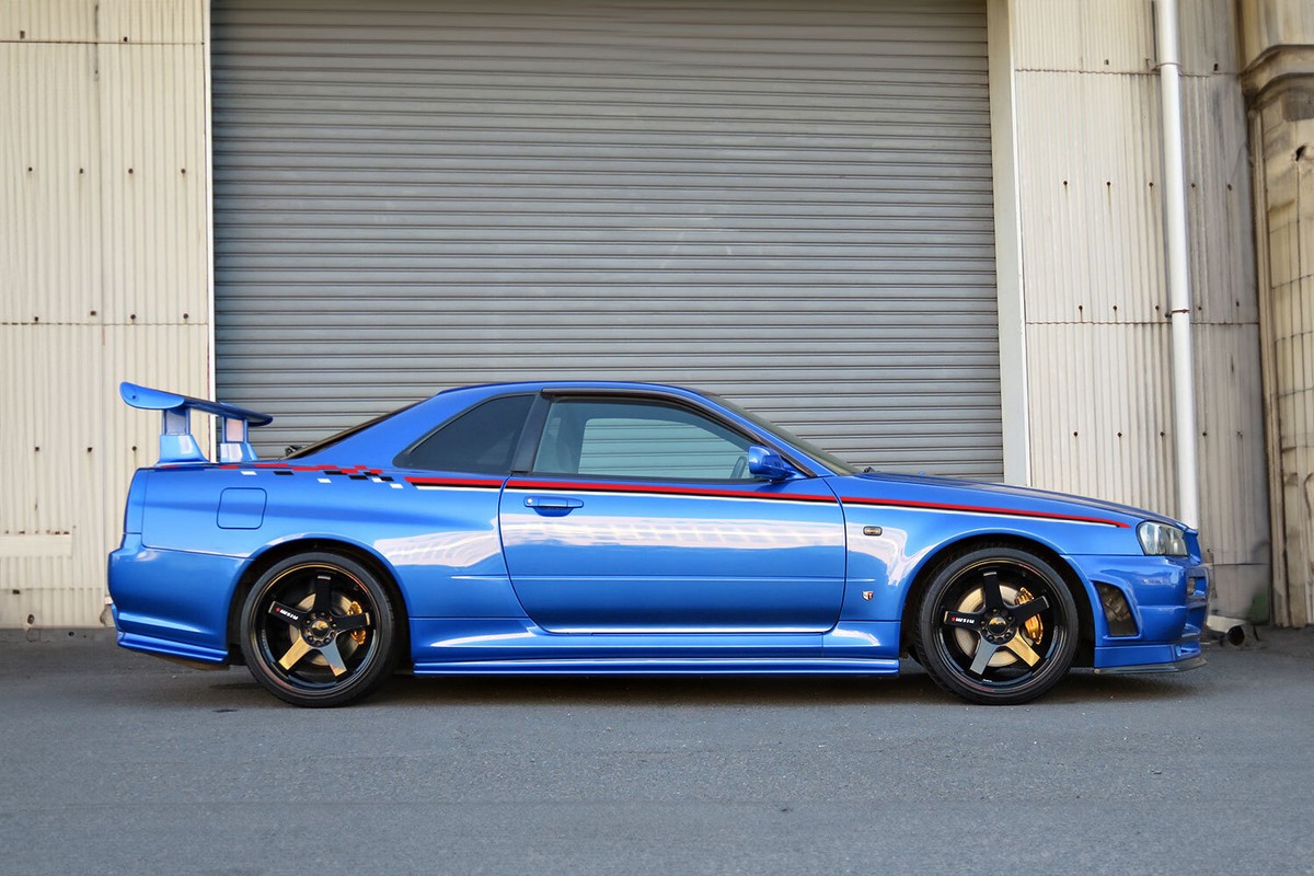 NISMO INSPIRED R-TUNE / S-TUNE BODY STRIPE DECAL KIT : NISSAN